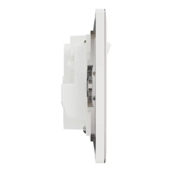 Schneider Switched socket with USB, Unica X, 13A, 250V, 2 pole, type A+C, 21W, Painted White ,NUX25DACQUS_PW - Image 5